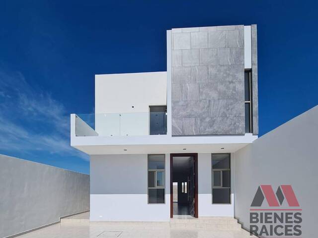 #52 - Casa para Venta en Mazatlán - SL